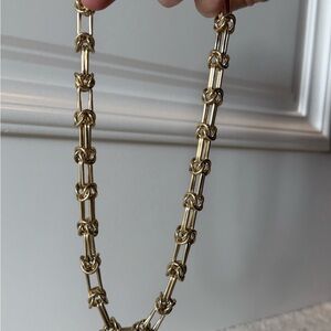 Club Monaco Gold Link Necklace Classic Design